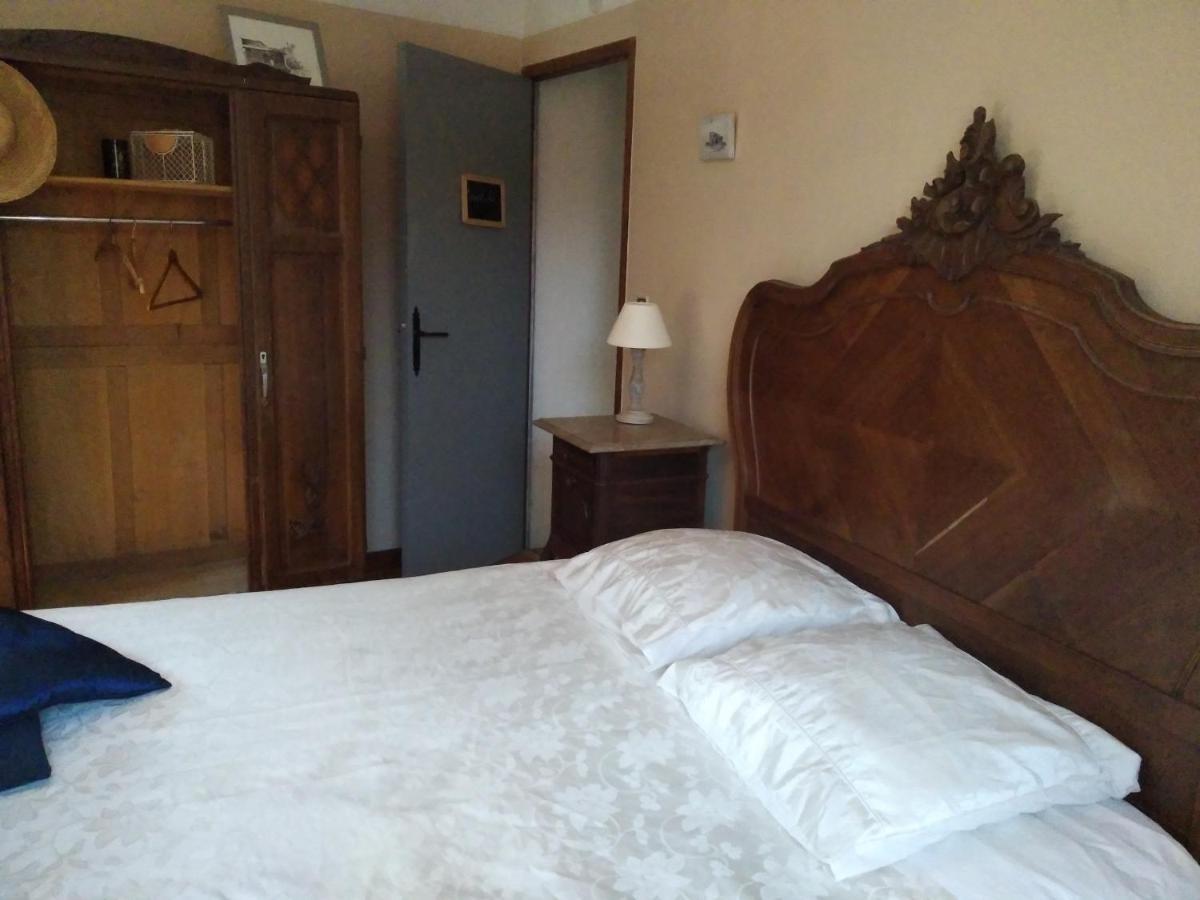 Qui Vivra Verra Bed and Breakfast Le Mesnil-Amey Zewnętrze zdjęcie