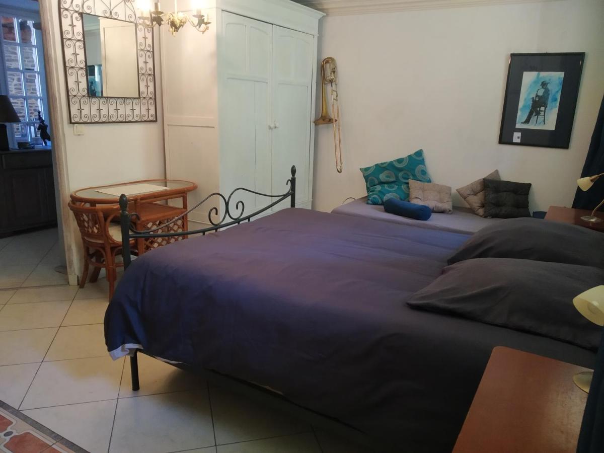 Qui Vivra Verra Bed and Breakfast Le Mesnil-Amey Zewnętrze zdjęcie